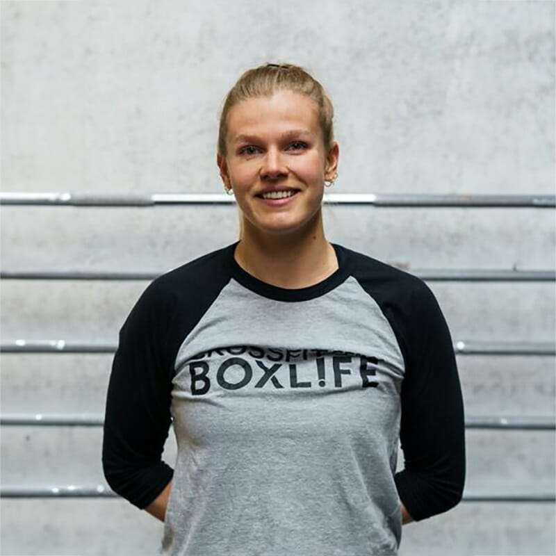 Sofie Ahlgren coach at Boxlife - CrossFit 5512